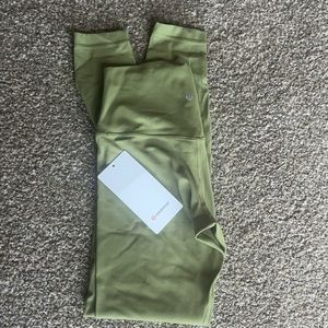 Lululemon Align Size 8 25” inseam